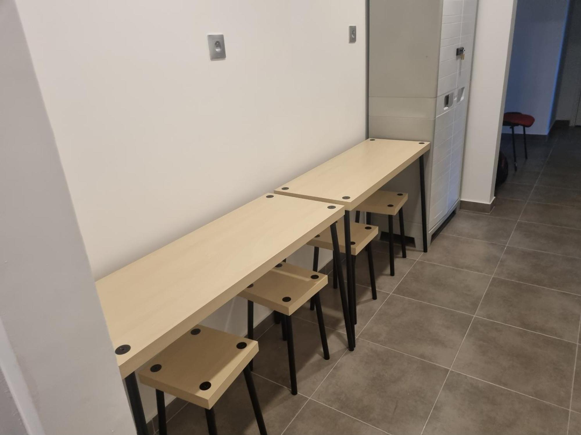 Chambre Privative Renove 2024, Climatisation, Tramway Sur Place , 12 Min Centre, 16 Min Plage, Apercu Lateral Mer, 2 Wc Avec 2 Salle De Bain, Private Room Renovated 2024, Air-Conditioned , Tram On Spot, 2 Toilets And 2 Bathrooms Nice Exterior foto